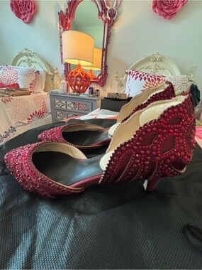 Red Jeweled Scalloped Low Heel Pumps